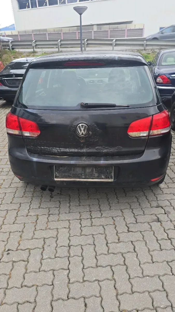 Volkswagen Golf 2009 photo 3