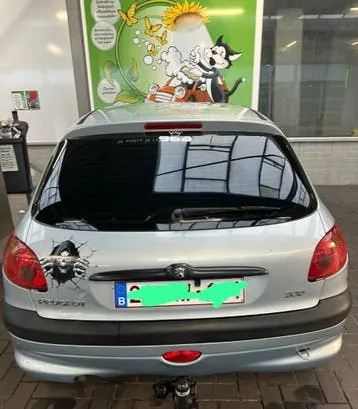 Peugeot 206