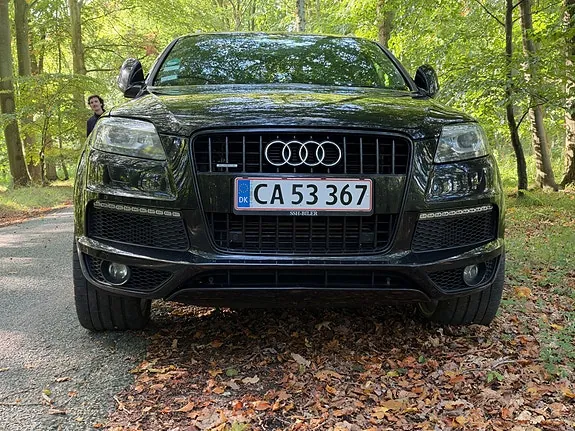 Audi Q7 2010 photo 5