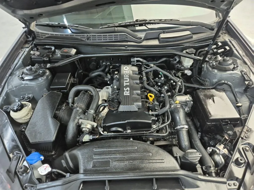 Hyundai Genesis 2012 photo 5