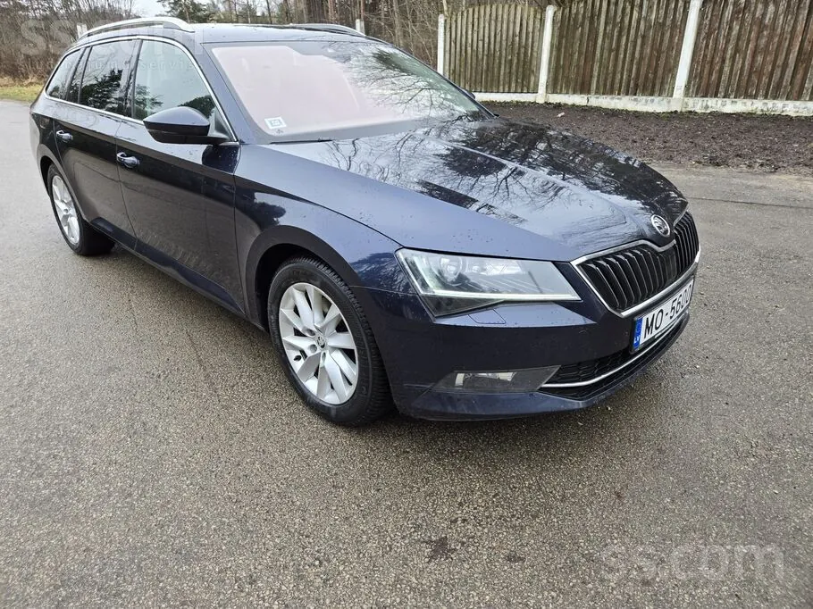Skoda Superb 2018 photo 2