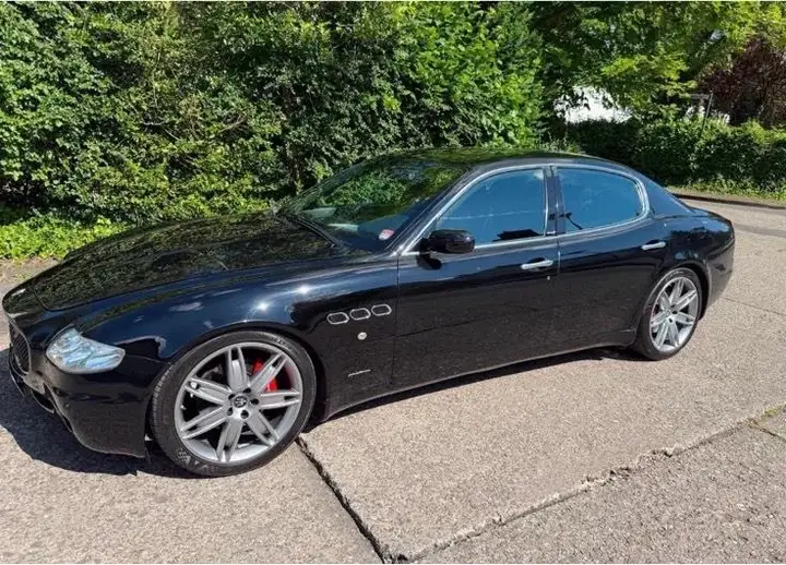 Maserati Quattroporte
