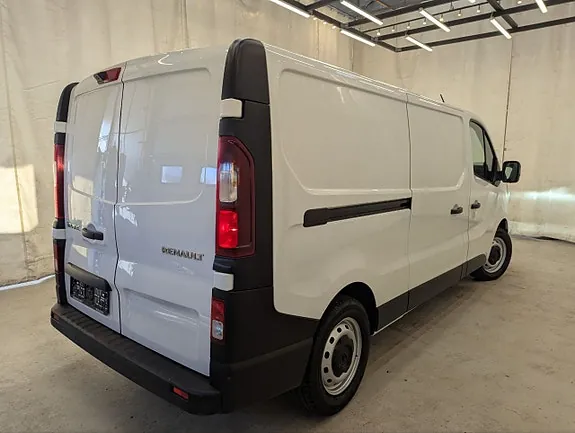 Renault Trafic 2023 photo 3