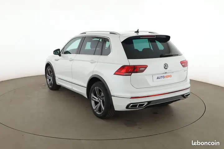 Volkswagen Tiguan 2021 photo 2