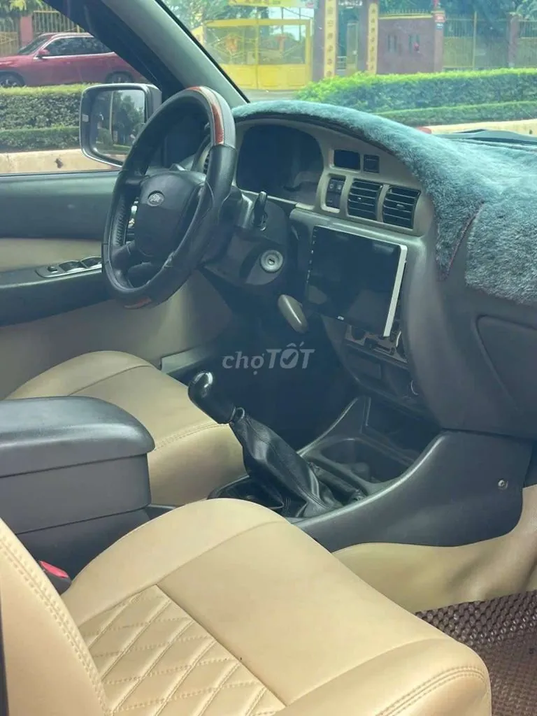 Ford Everest 2005 photo 4
