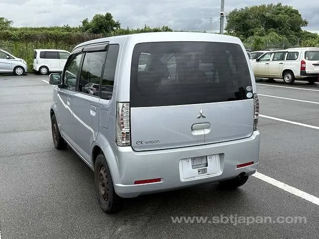 Mitsubishi Ek Wagon 2010 photo 3