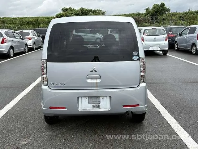 Mitsubishi Ek Wagon 2010 photo 5