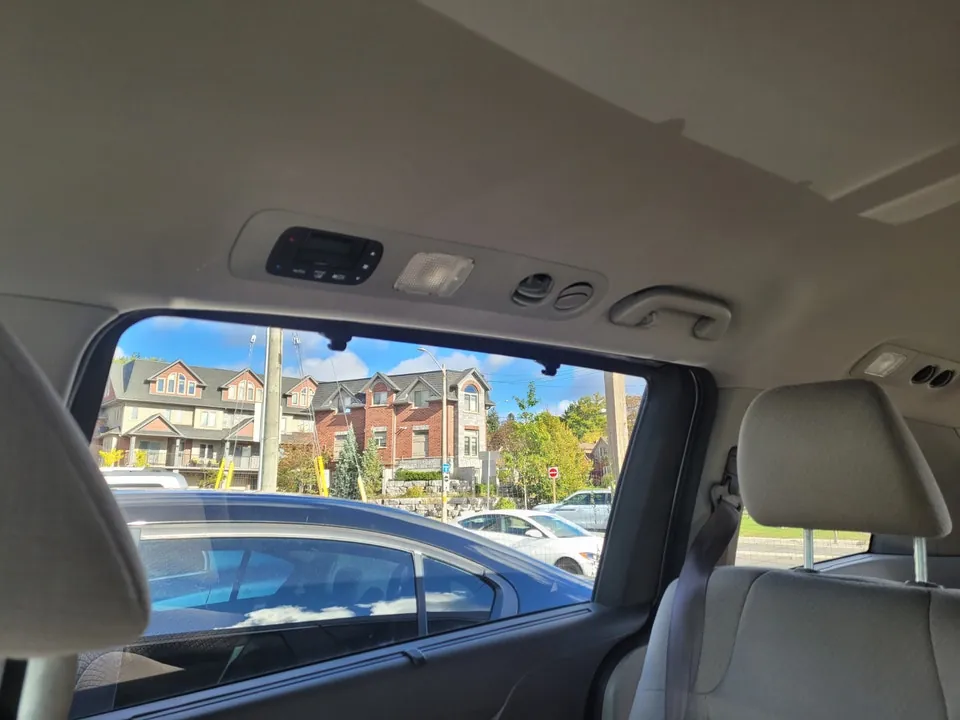 Honda Odyssey 2015 photo 3
