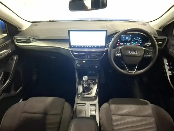Ford Focus 2024 photo 3