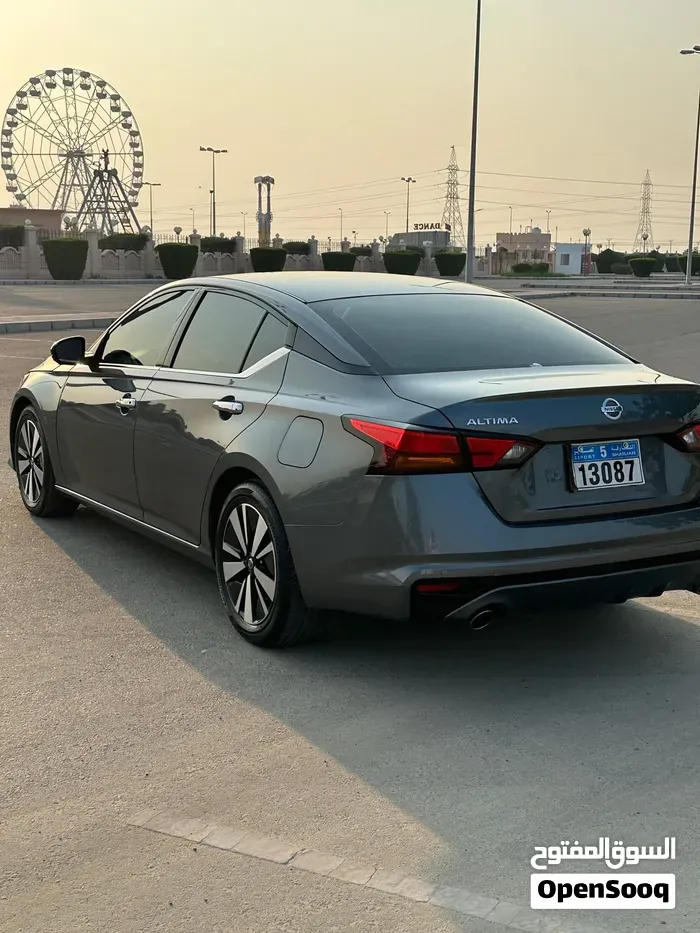 Nissan Altima 2020 photo 4