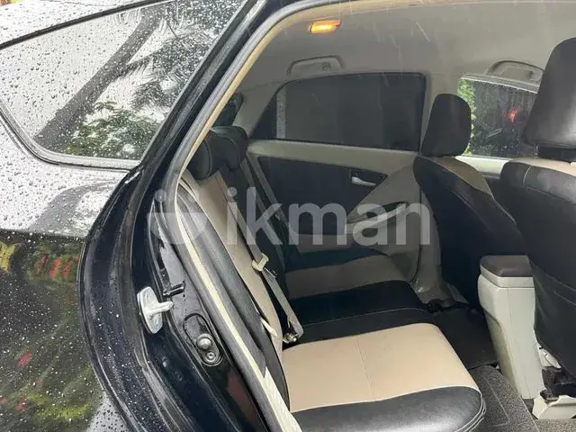 Toyota Prius 2011 photo 5
