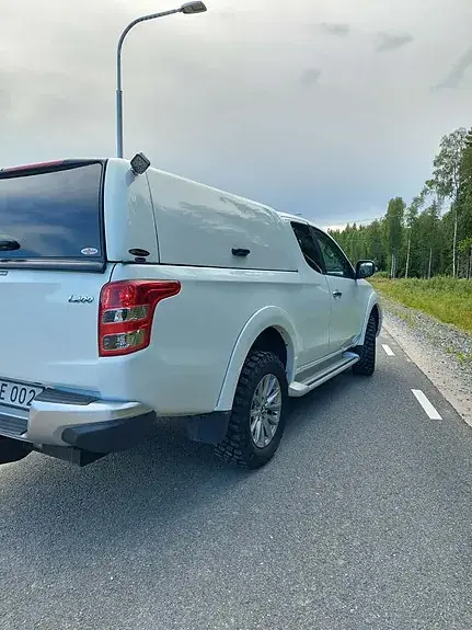 Mitsubishi L200 Club Cab
