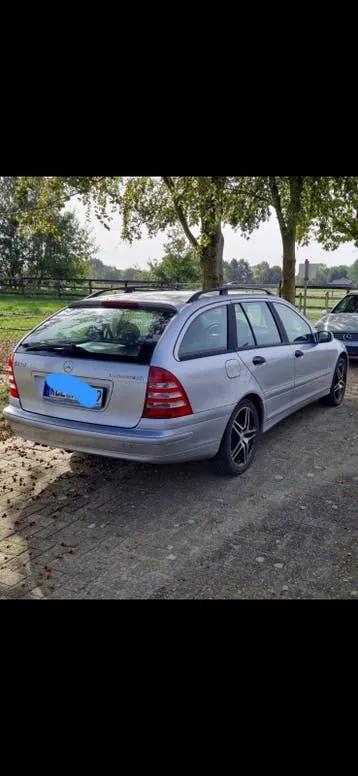 Mercedes-Benz C 180