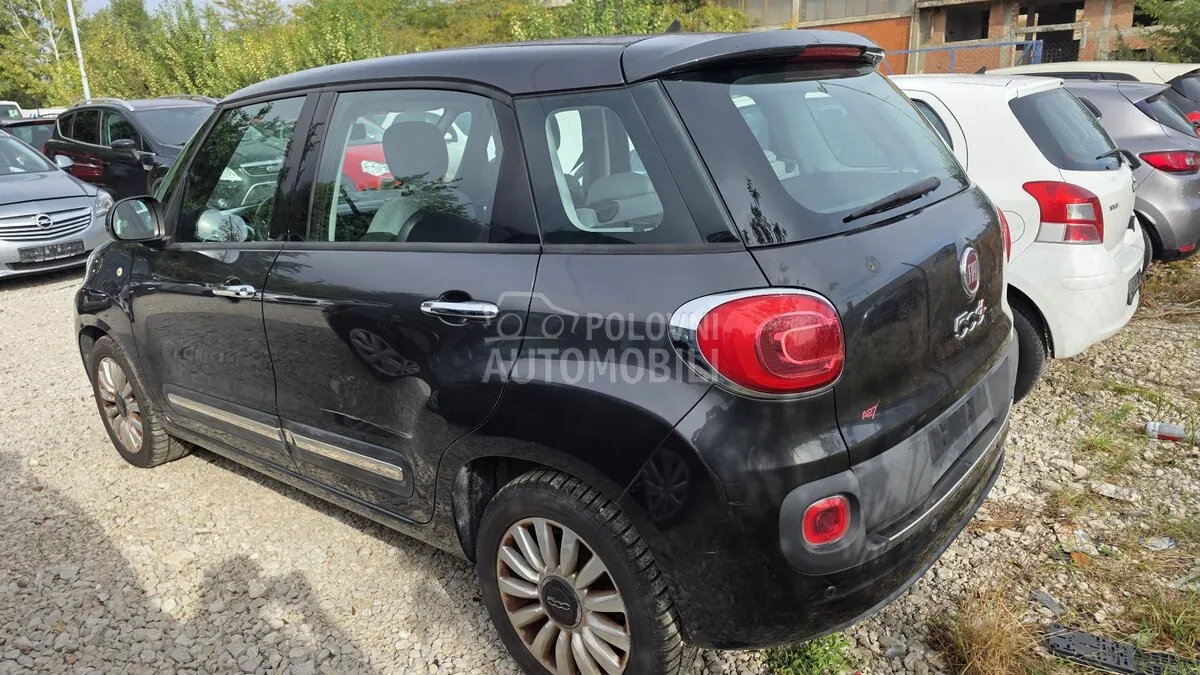 Fiat 500L 2013 photo 5