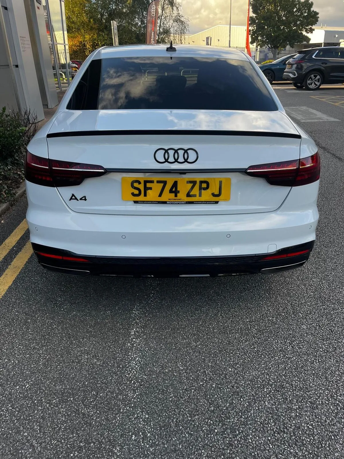 Audi A4 2024 photo 5