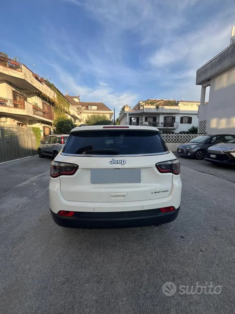 Jeep Compass 2018 photo 2