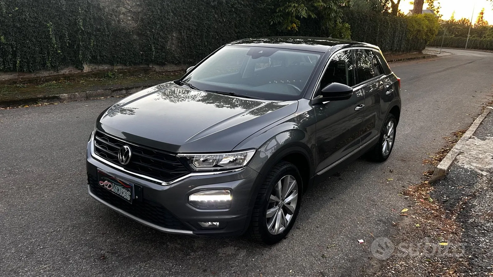 Volkswagen T-Roc 2019 photo 2