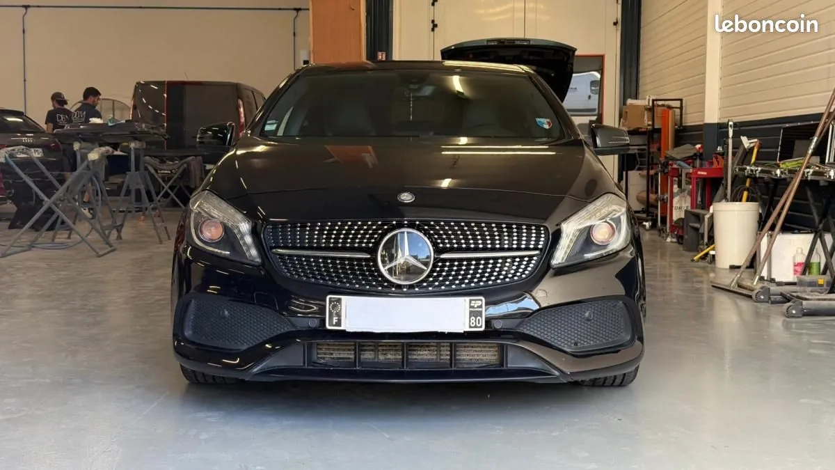 Mercedes-Benz A-Class 2013 photo 2