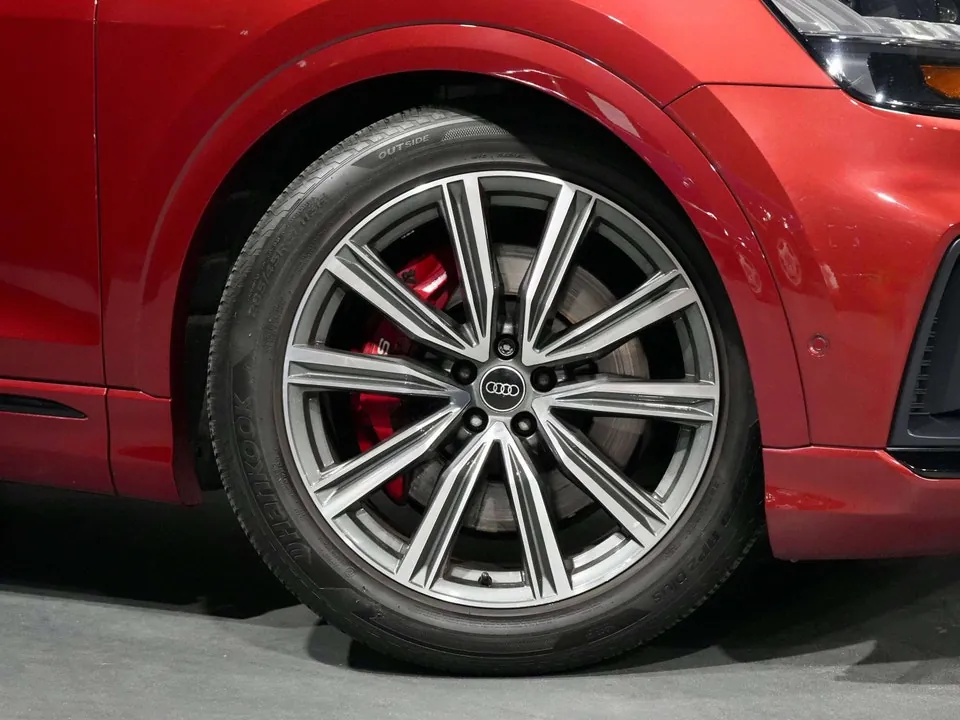 Audi Sq8 2022 photo 5