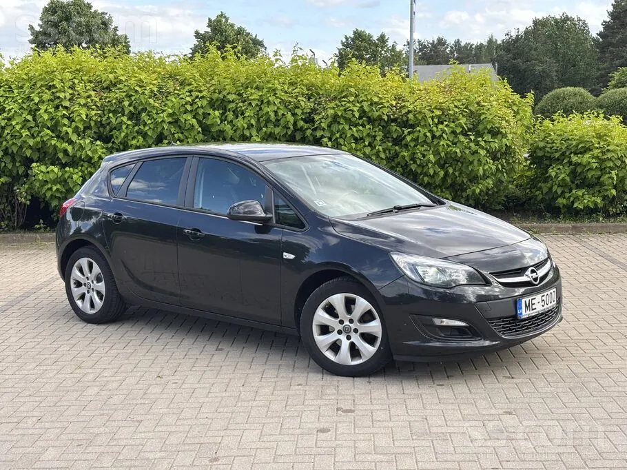 Opel Astra 2014 photo 3