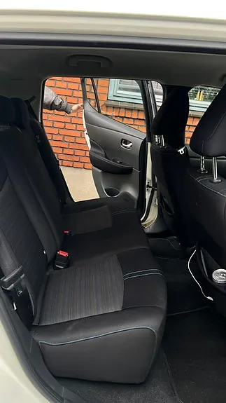 Nissan Leaf 2021 photo 3