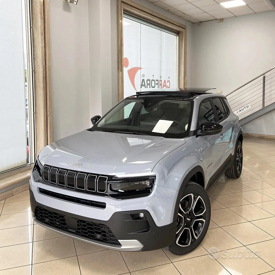 Jeep Avenger Summit 2026 photo 2