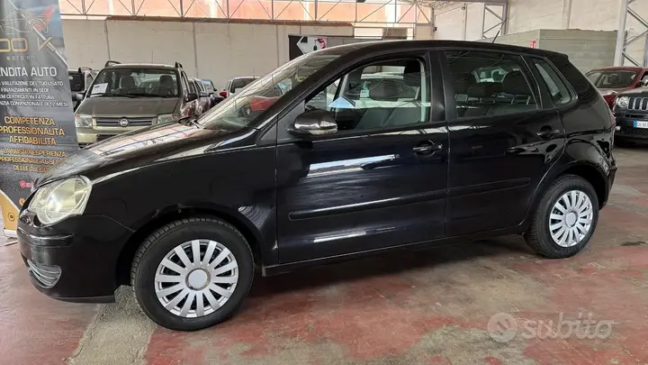Volkswagen Polo 2006 photo 2