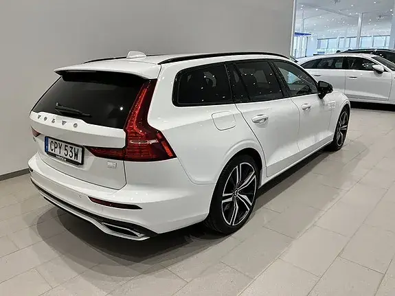 Volvo V60 2022 photo 4