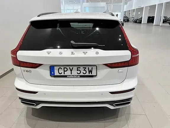 Volvo V60 2022 photo 5