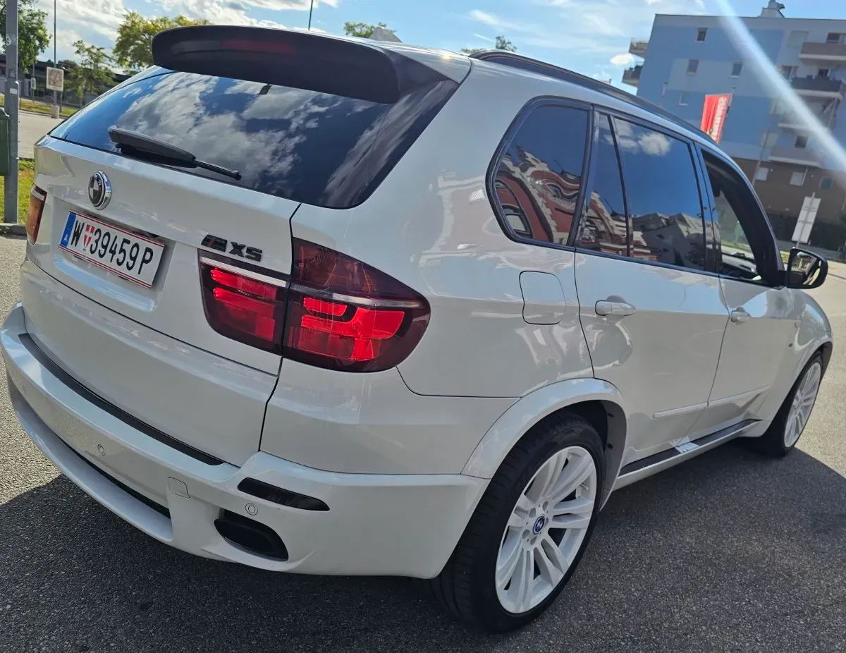 BMW X5 2011 photo 3