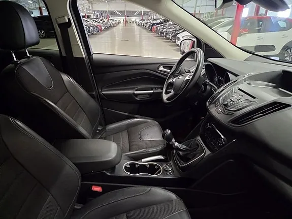 Ford Kuga 2015 photo 4