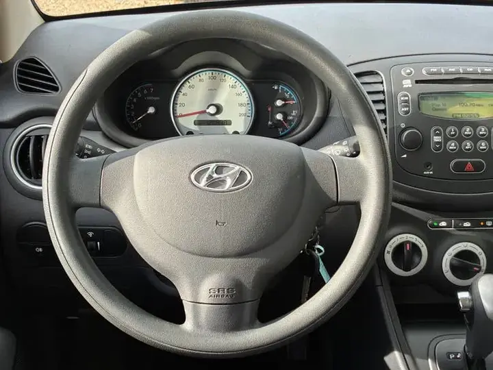 Hyundai I10 2009 photo 2