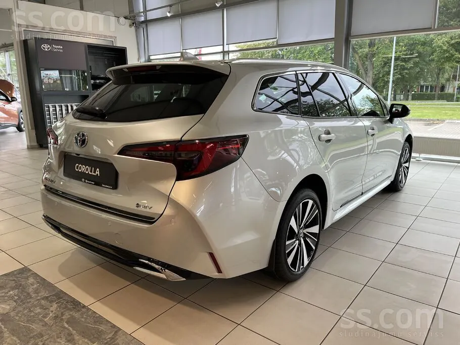 Toyota Corolla 2026 photo 2