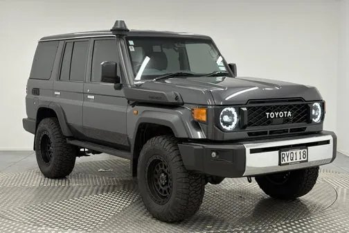 Toyota Land Cruiser