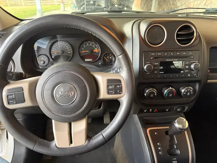 Jeep Patriot 2016 photo 3