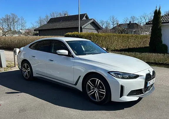 BMW I4