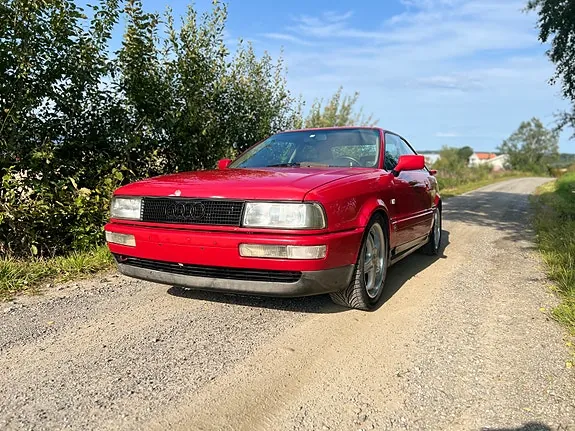 Audi Coupé 1990 photo 2