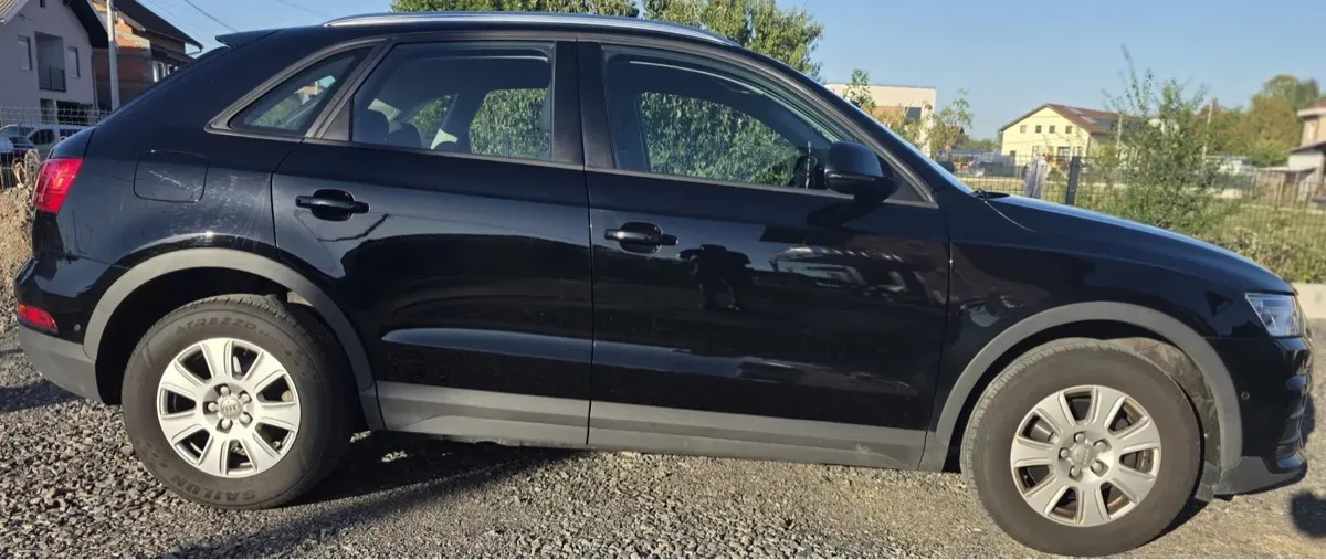 Audi Q3 2018 photo 3