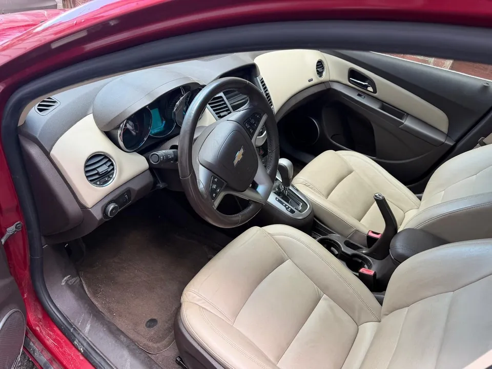 Chevrolet Cruze 2012 photo 3