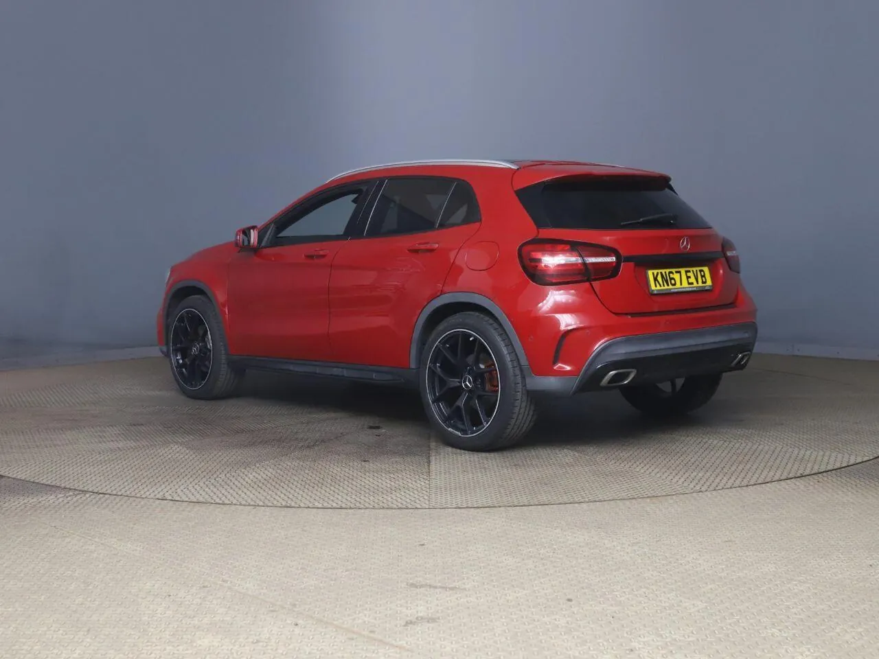 Mercedes-Benz Gla 2017 photo 2