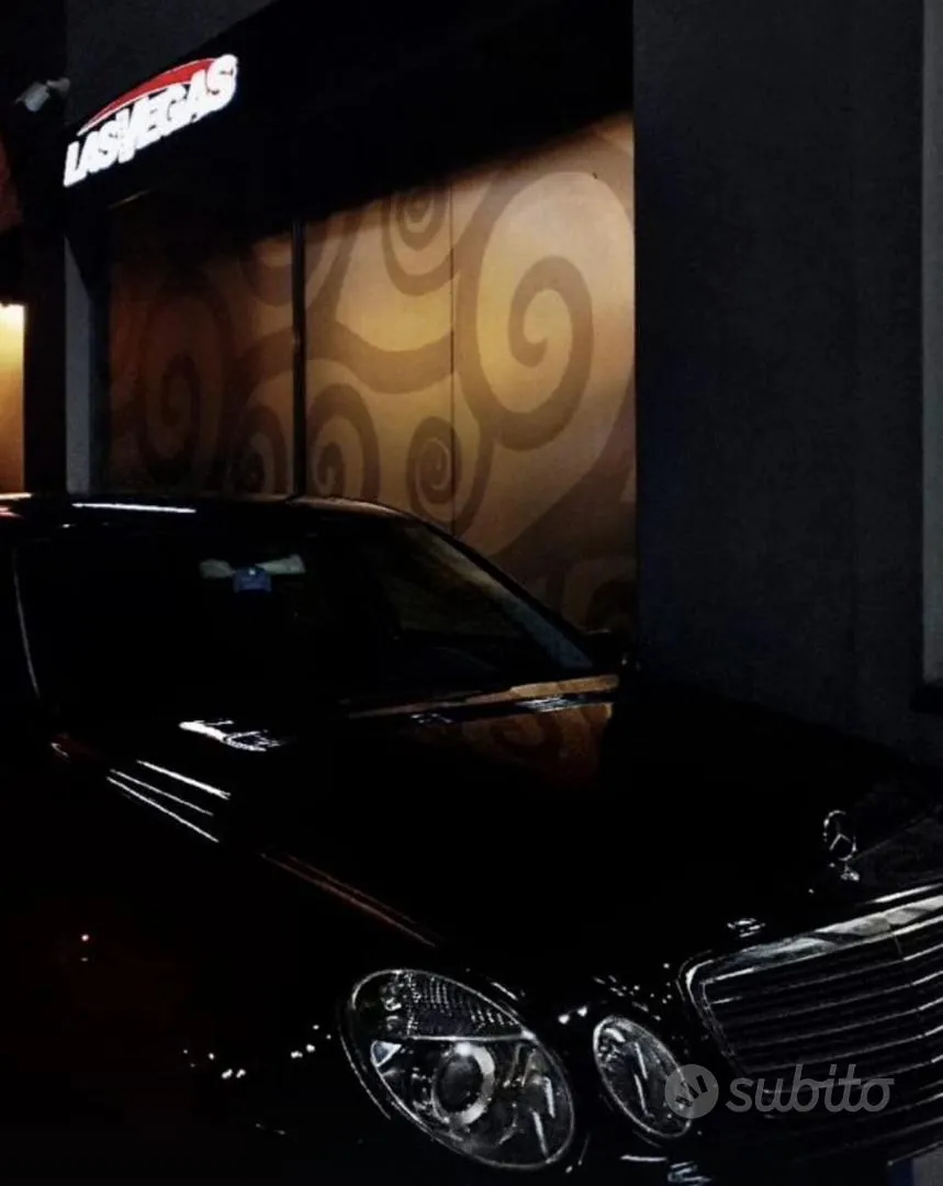 Mercedes-Benz E-Class 2005 photo 3