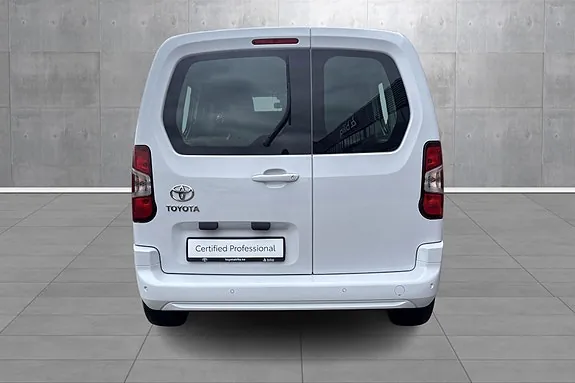 Toyota Proace City 2024 photo 4