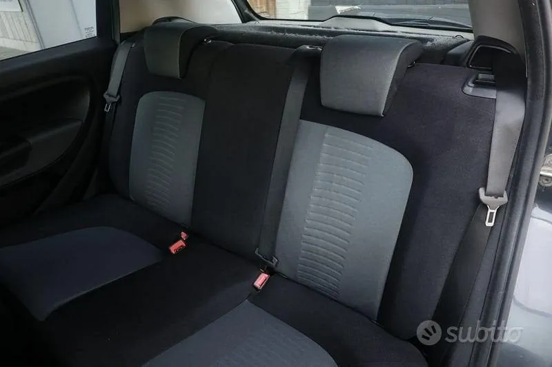Fiat Grande Punto 2008 photo 3