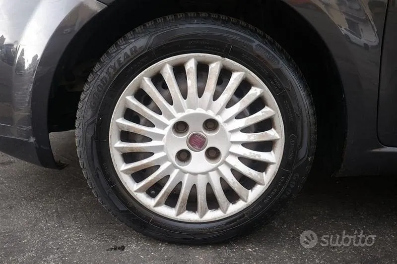 Fiat Grande Punto 2008 photo 5