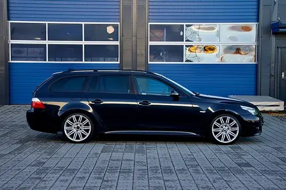 BMW 520D 2009 photo 4