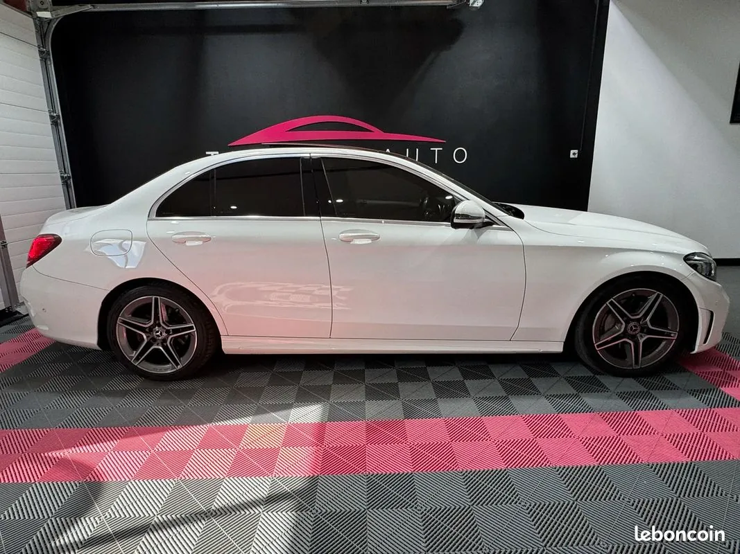 Mercedes-Benz C-Class 2018 photo 3