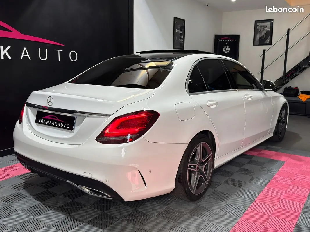 Mercedes-Benz C-Class 2018 photo 4