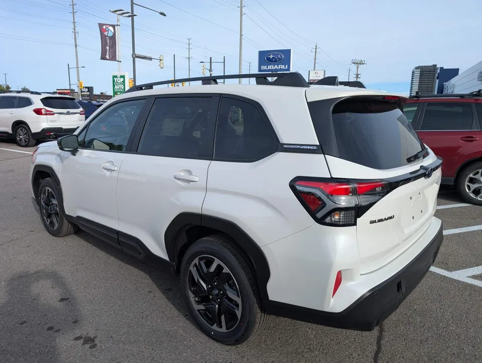 Subaru Forester 2026 photo 2