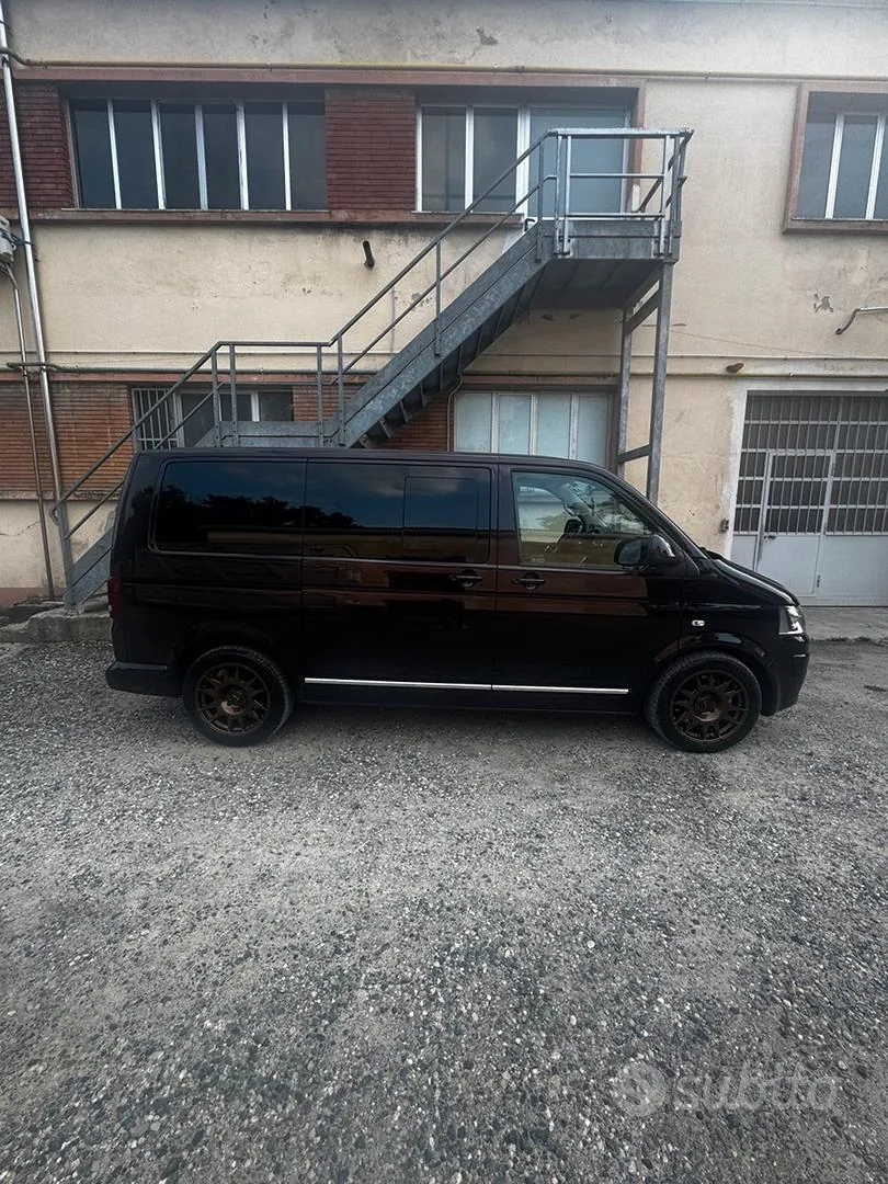 Volkswagen Multivan 2016 photo 3