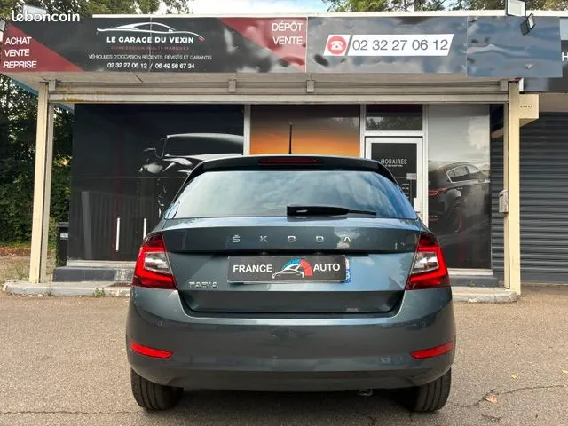 Skoda Fabia 2021 photo 4